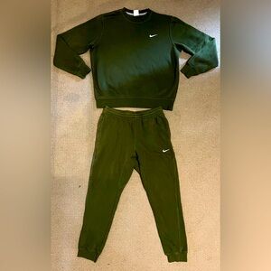 Nike Sweatsuit outfit